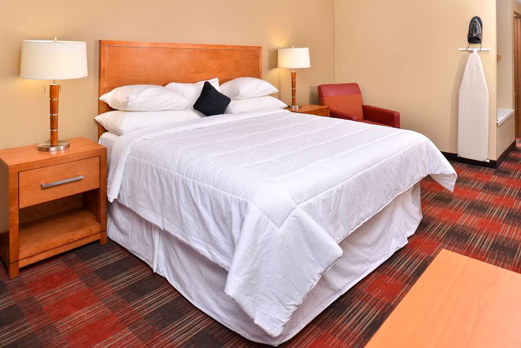 Hotel Quality & Airport 2*